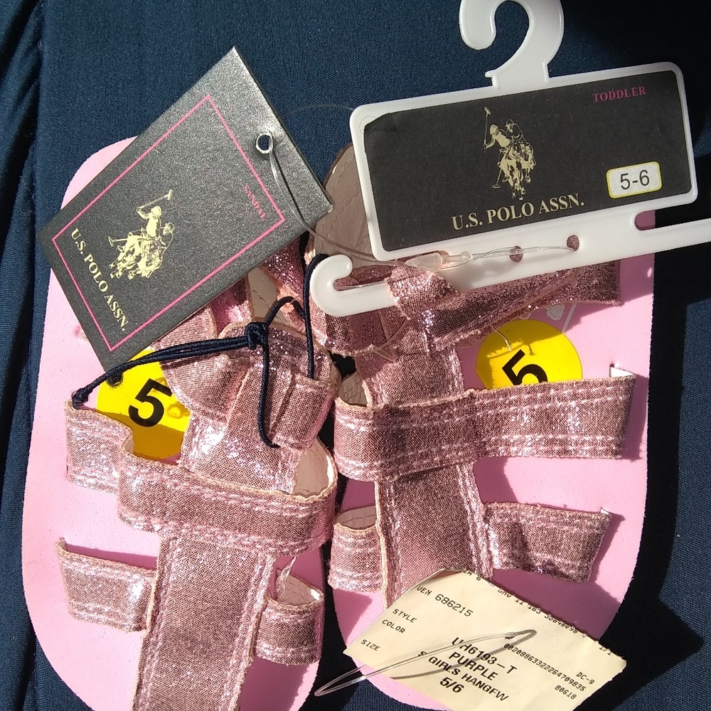 U.S. Polo ASSN Toddler size 5-6 sandals new.